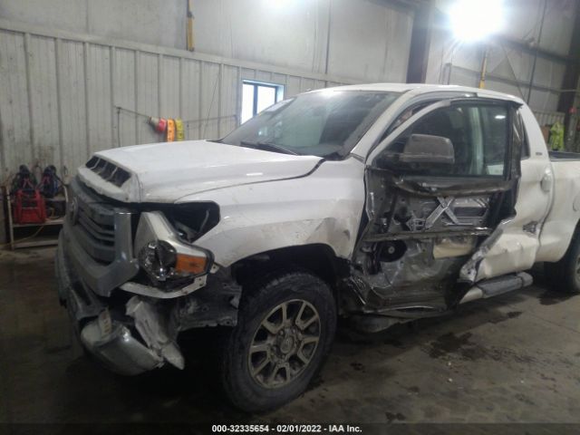 Photo 5 VIN: 5TFUY5F17EX337528 - TOYOTA TUNDRA 4WD TRUCK 