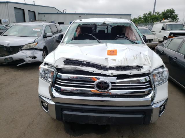 Photo 8 VIN: 5TFUY5F17HX640426 - TOYOTA TUNDRA DOU 