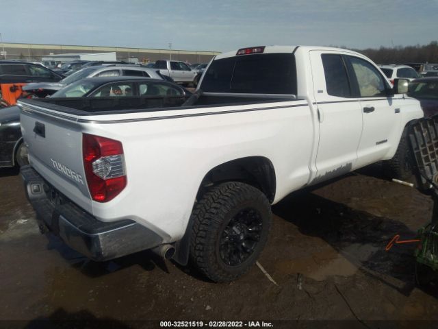 Photo 3 VIN: 5TFUY5F17JX689812 - TOYOTA TUNDRA 4WD 