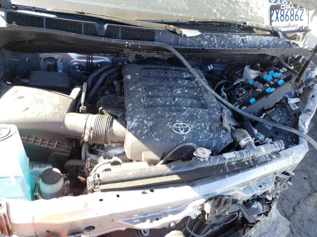 Photo 6 VIN: 5TFUY5F17KX847650 - TOYOTA TUNDRA DOU 