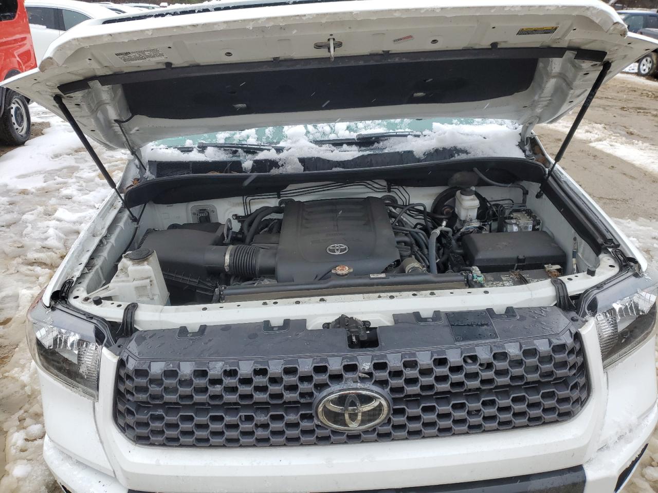 Photo 10 VIN: 5TFUY5F17KX850385 - TOYOTA TUNDRA 