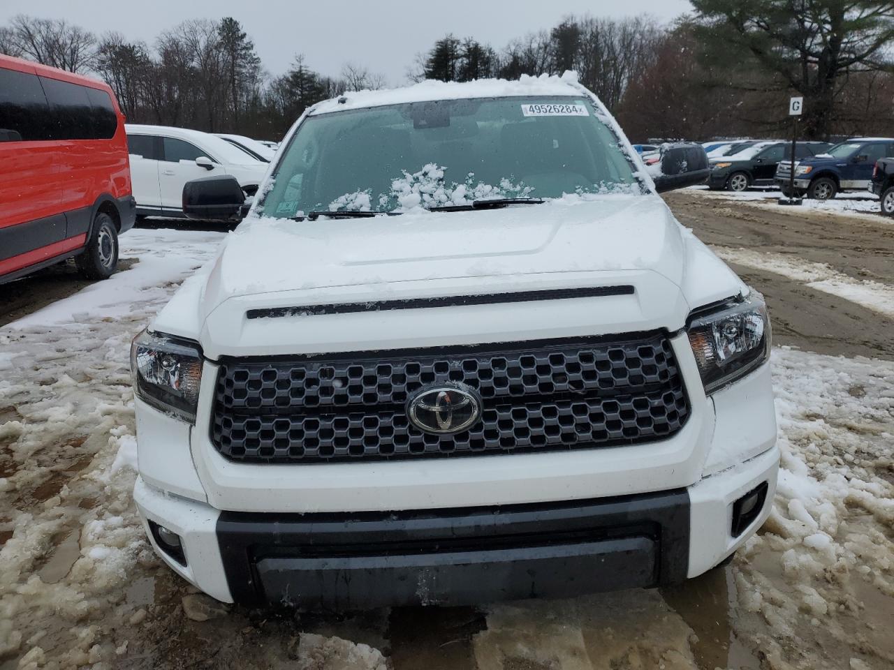 Photo 4 VIN: 5TFUY5F17KX850385 - TOYOTA TUNDRA 