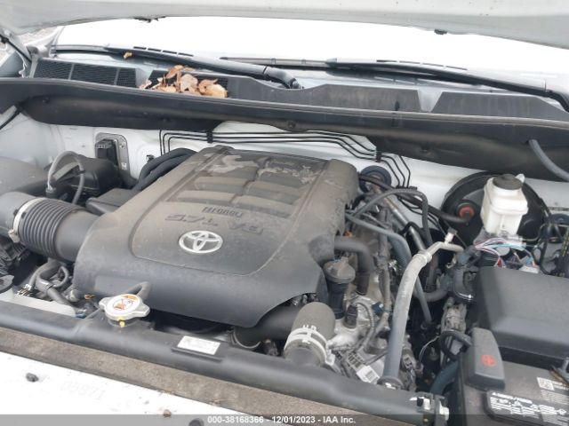 Photo 9 VIN: 5TFUY5F17MX022243 - TOYOTA TUNDRA 