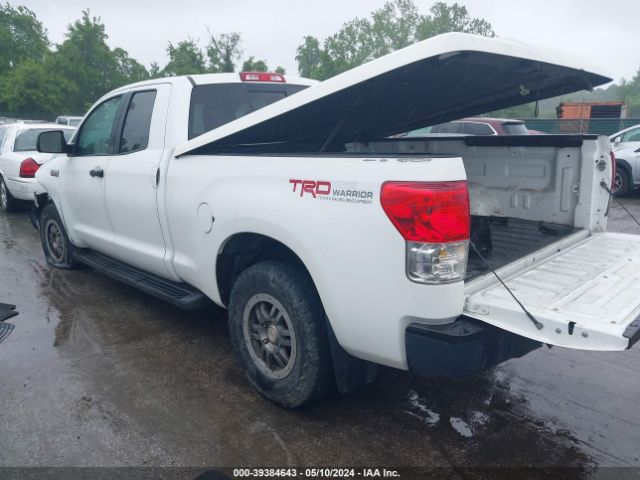 Photo 2 VIN: 5TFUY5F18AX122511 - TOYOTA TUNDRA 