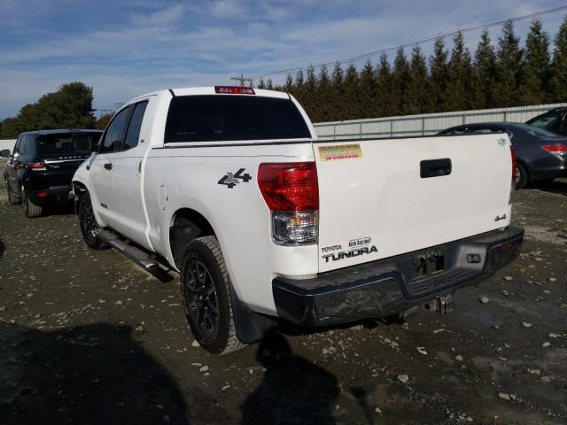 Photo 2 VIN: 5TFUY5F18AX146825 - TOYOTA TUNDRA DOU 