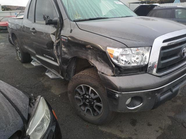 Photo 8 VIN: 5TFUY5F18DX272199 - TOYOTA TUNDRA DOU 