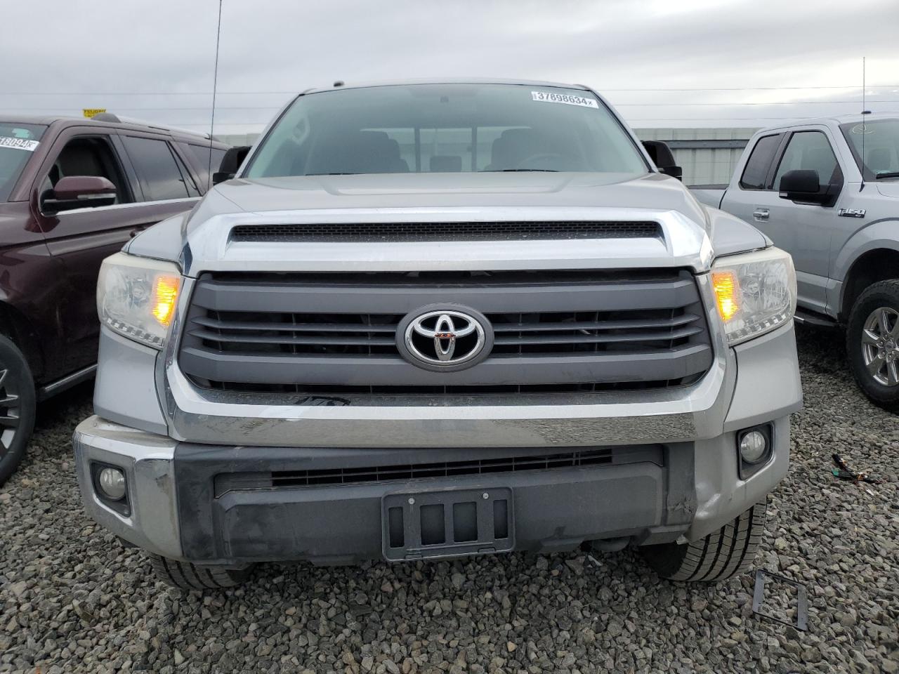 Photo 4 VIN: 5TFUY5F18FX487889 - TOYOTA TUNDRA 