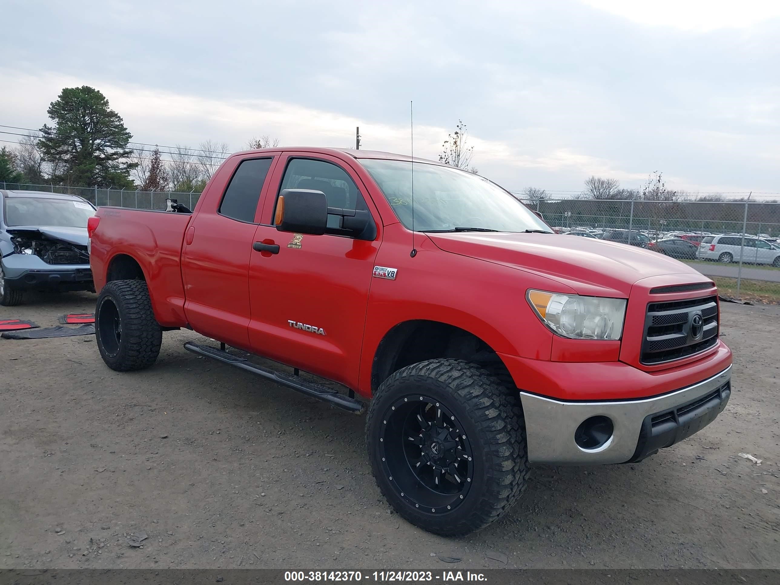 Photo 0 VIN: 5TFUY5F19AX106253 - TOYOTA TUNDRA 