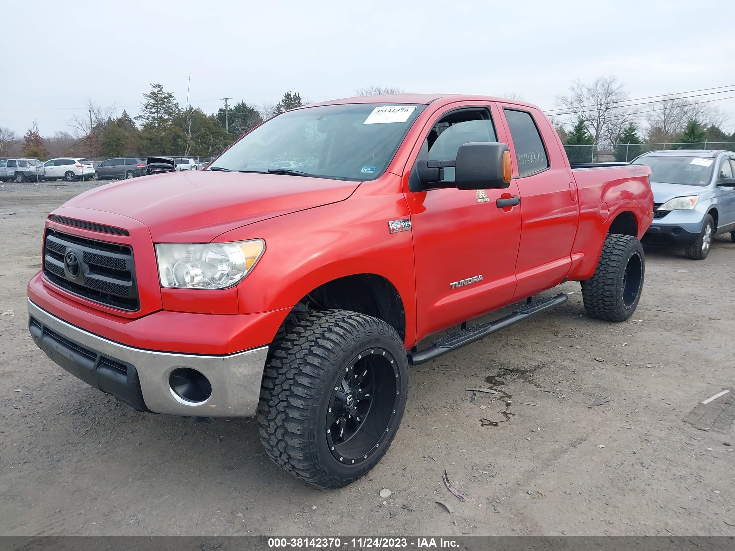 Photo 1 VIN: 5TFUY5F19AX106253 - TOYOTA TUNDRA 