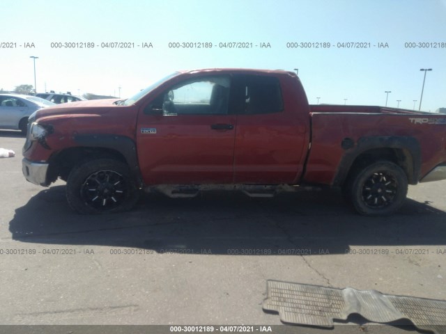 Photo 5 VIN: 5TFUY5F19GX574606 - TOYOTA TUNDRA 4WD TRUCK 