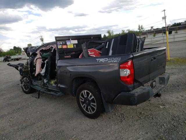 Photo 2 VIN: 5TFUY5F19KX781473 - TOYOTA TUNDRA DOU 