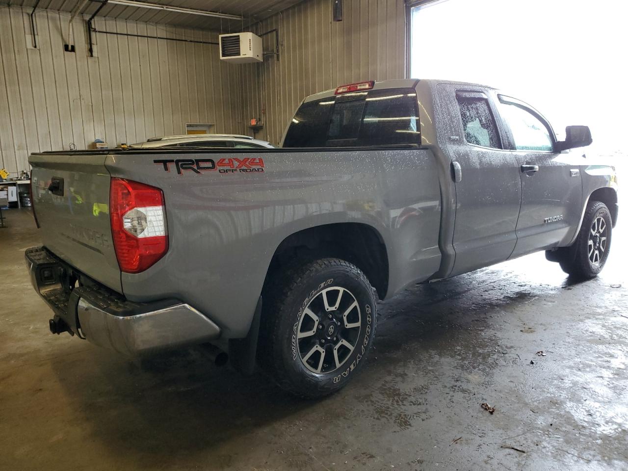 Photo 2 VIN: 5TFUY5F19KX854082 - TOYOTA TUNDRA 