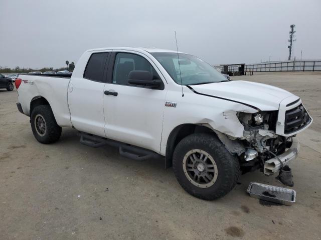 Photo 3 VIN: 5TFUY5F1XAX099927 - TOYOTA TUNDRA DOU 