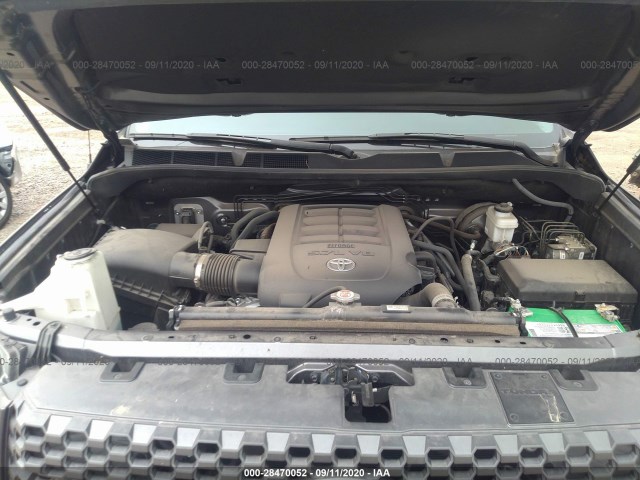 Photo 9 VIN: 5TFUY5F1XJX705632 - TOYOTA TUNDRA 4WD 