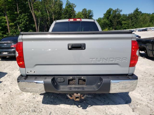 Photo 5 VIN: 5TFUY5F1XJX750991 - TOYOTA TUNDRA DOU 