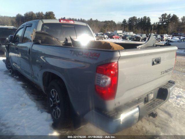 Photo 2 VIN: 5TFUY5F1XLX872334 - TOYOTA TUNDRA 4WD 