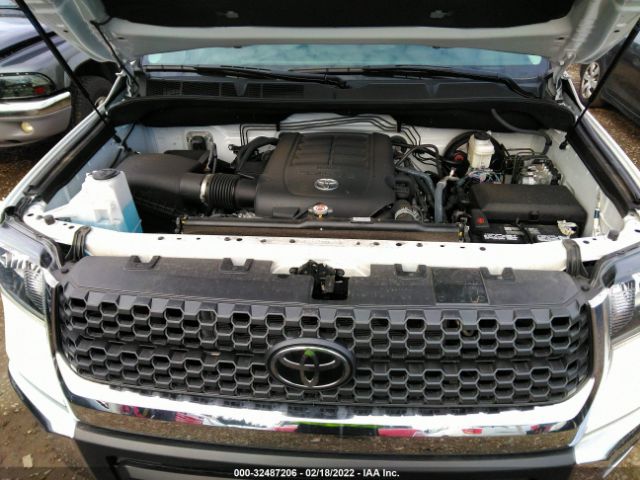 Photo 9 VIN: 5TFUY5F1XMX989557 - TOYOTA TUNDRA 4WD 