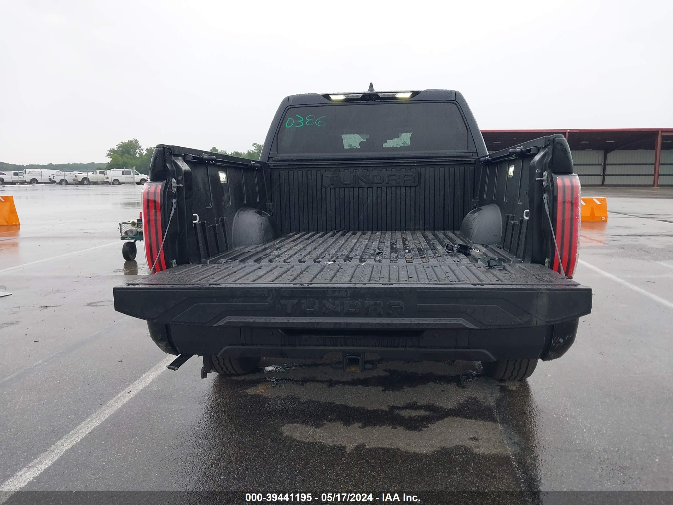 Photo 16 VIN: 5TFWA5DB0RX135760 - TOYOTA TUNDRA 