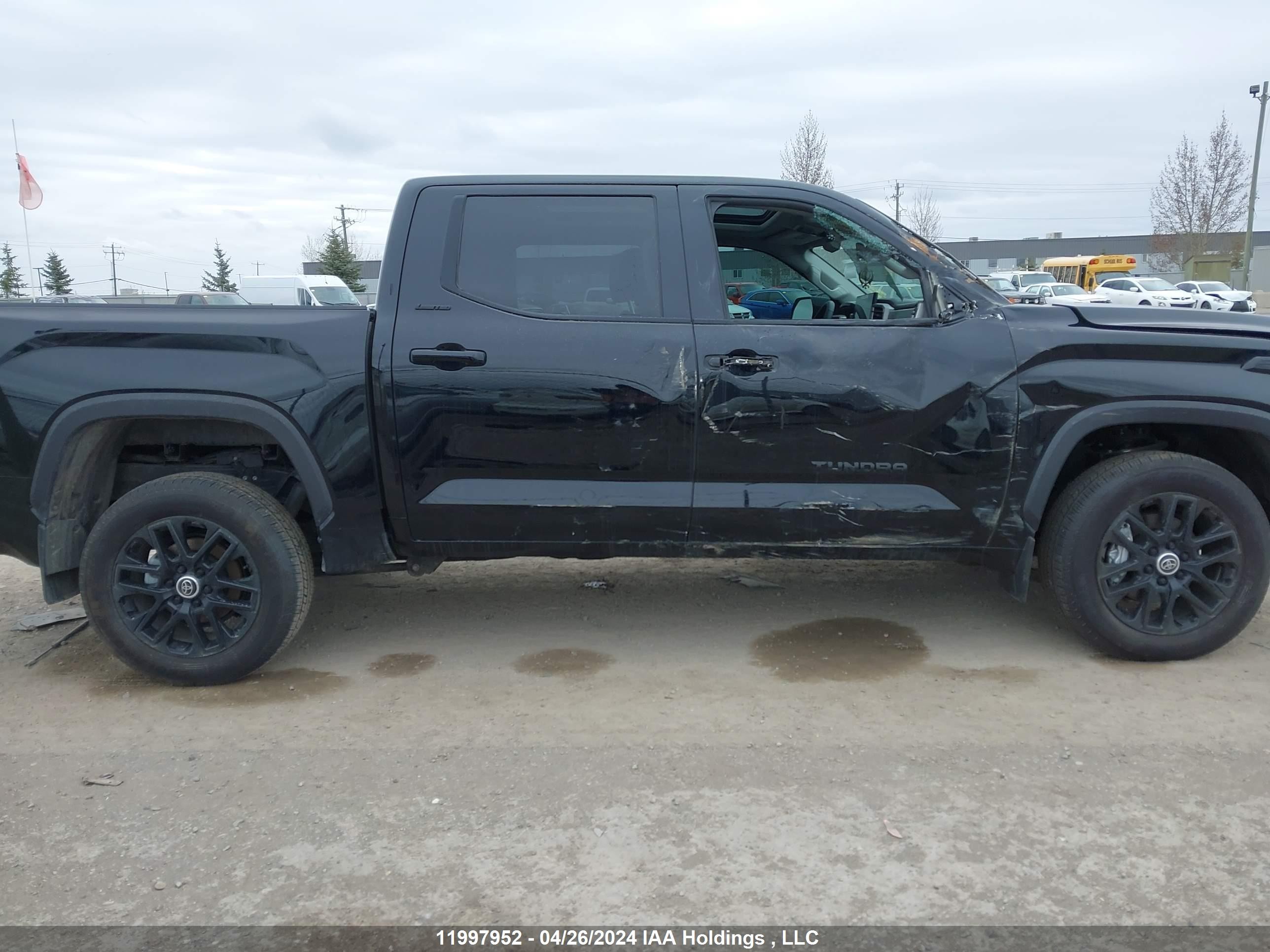 Photo 13 VIN: 5TFWA5DB2RX138398 - TOYOTA TUNDRA 