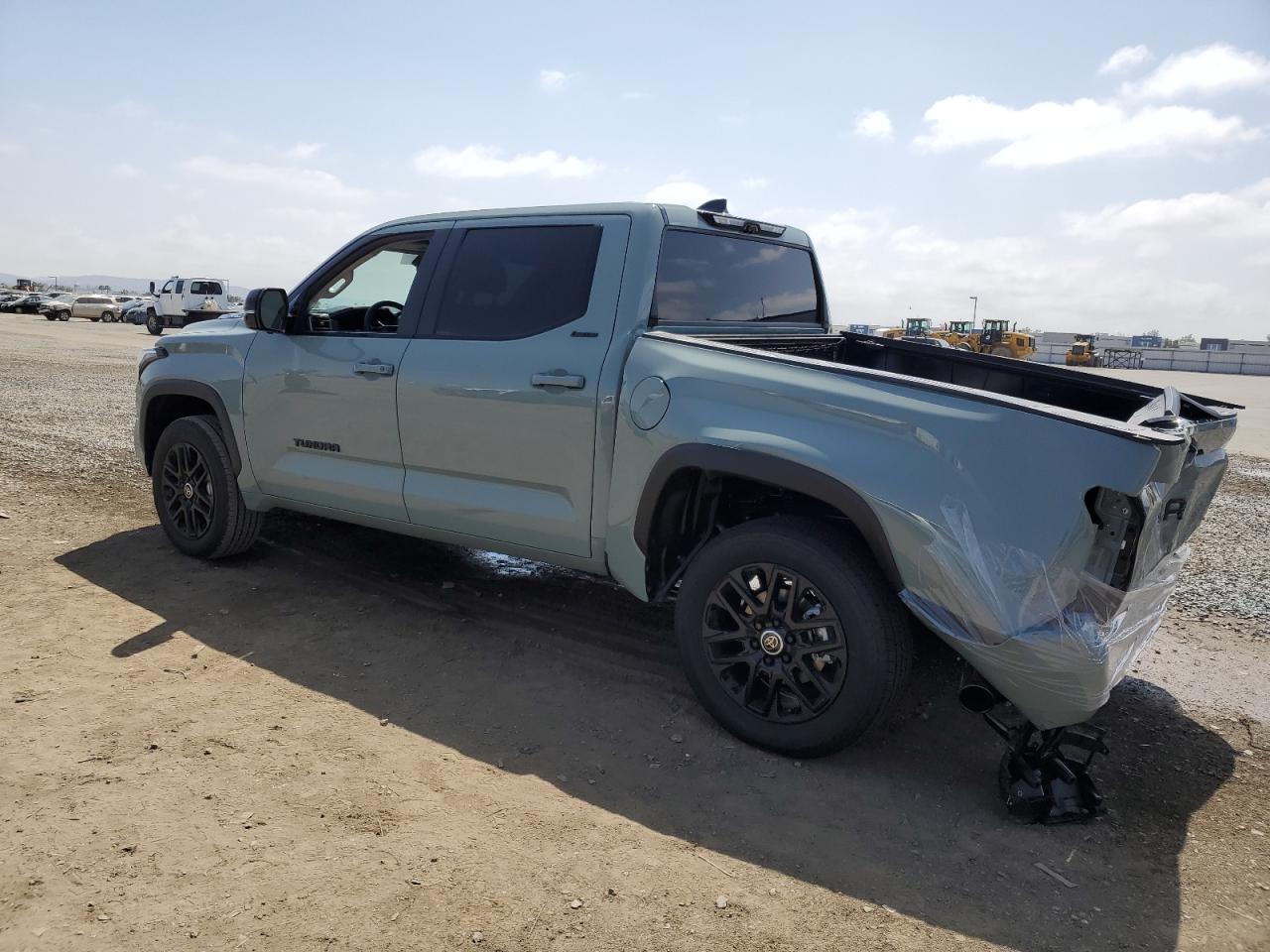 Photo 1 VIN: 5TFWC5DB1RX065244 - TOYOTA TUNDRA 