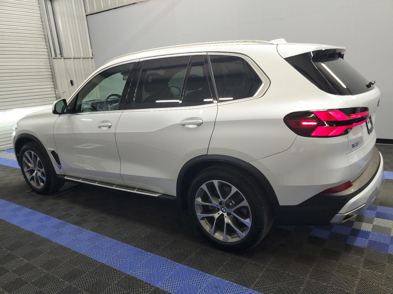 Photo 1 VIN: 5UX13EU00R9U01980 - BMW X5 