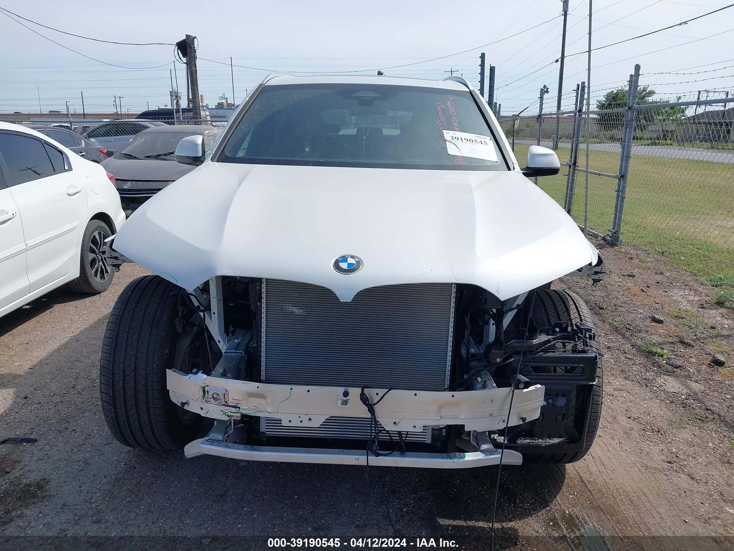 Photo 12 VIN: 5UX13EU08R9V63789 - BMW X5 