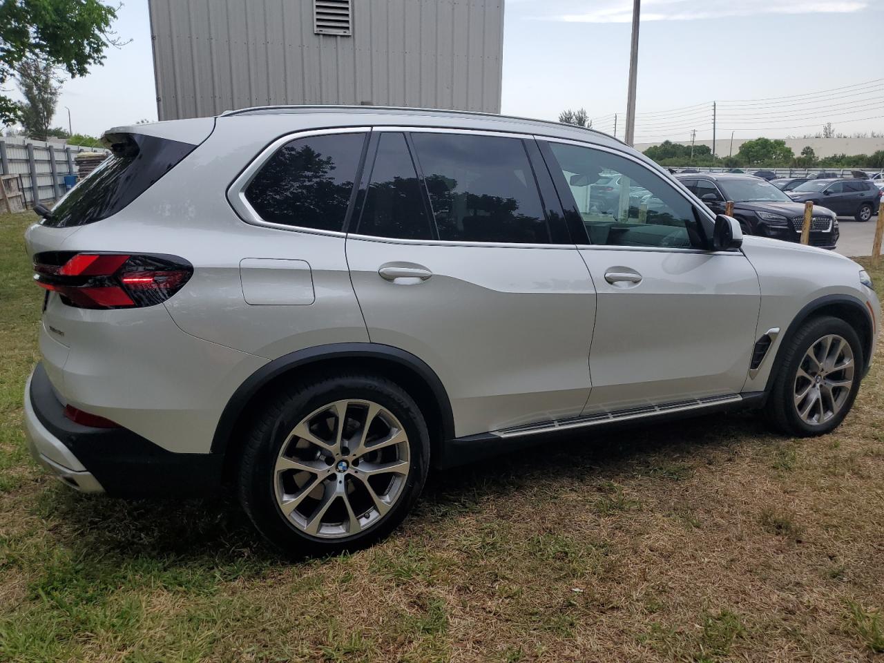 Photo 2 VIN: 5UX13EU09R9T49345 - BMW X5 