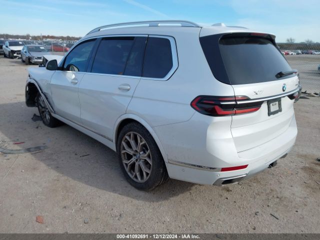 Photo 2 VIN: 5UX23EM00P9P17736 - BMW X7 