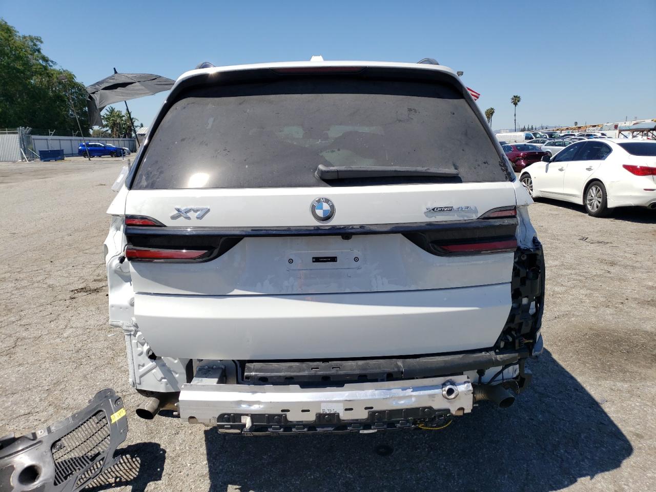 Photo 5 VIN: 5UX23EM00R9T77524 - BMW X7 