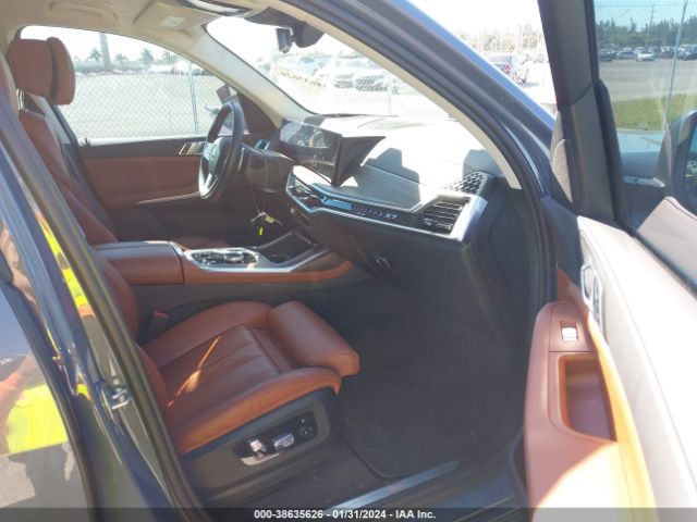 Photo 4 VIN: 5UX23EM01P9N81570 - BMW X7 