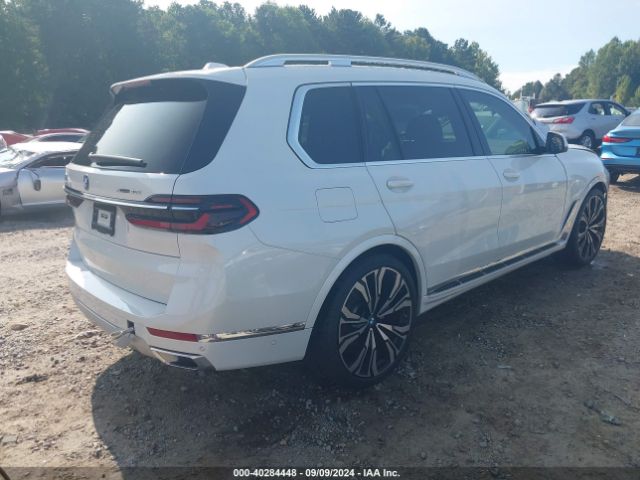 Photo 3 VIN: 5UX23EM03P9P45255 - BMW X7 