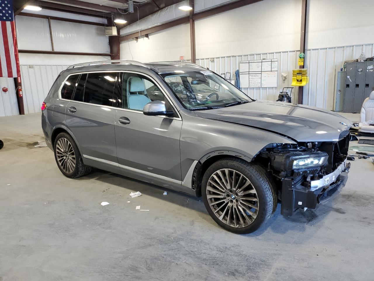 Photo 3 VIN: 5UX23EM03P9R11371 - BMW X7 