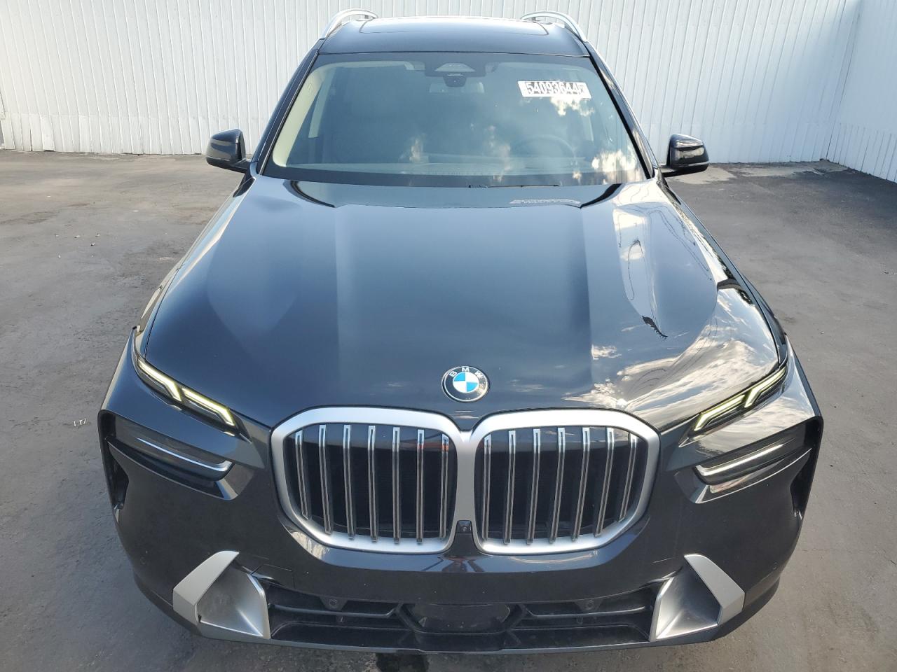 Photo 4 VIN: 5UX23EM03R9V10549 - BMW X7 