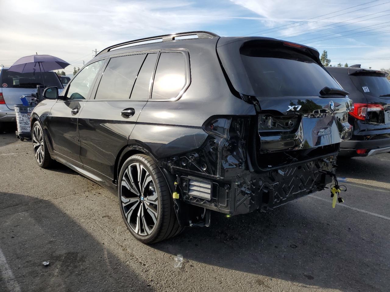 Photo 1 VIN: 5UX23EM04R9T27516 - BMW X7 