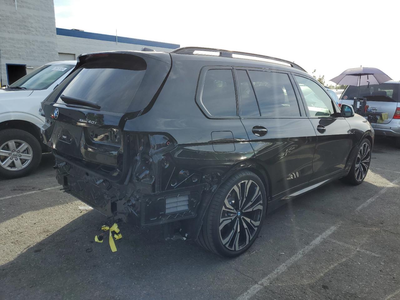 Photo 2 VIN: 5UX23EM04R9T27516 - BMW X7 