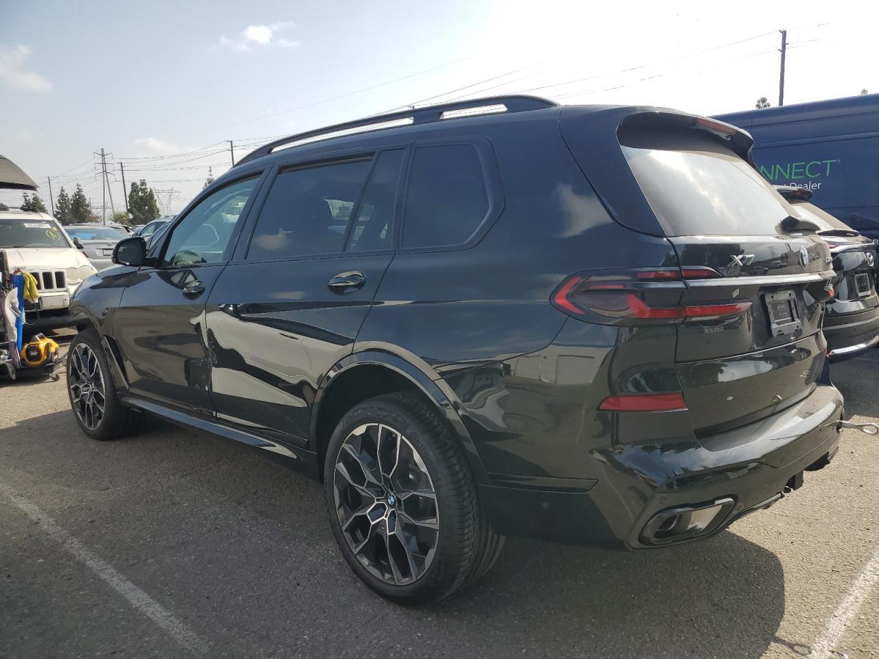 Photo 1 VIN: 5UX23EM04R9U88903 - BMW X7 