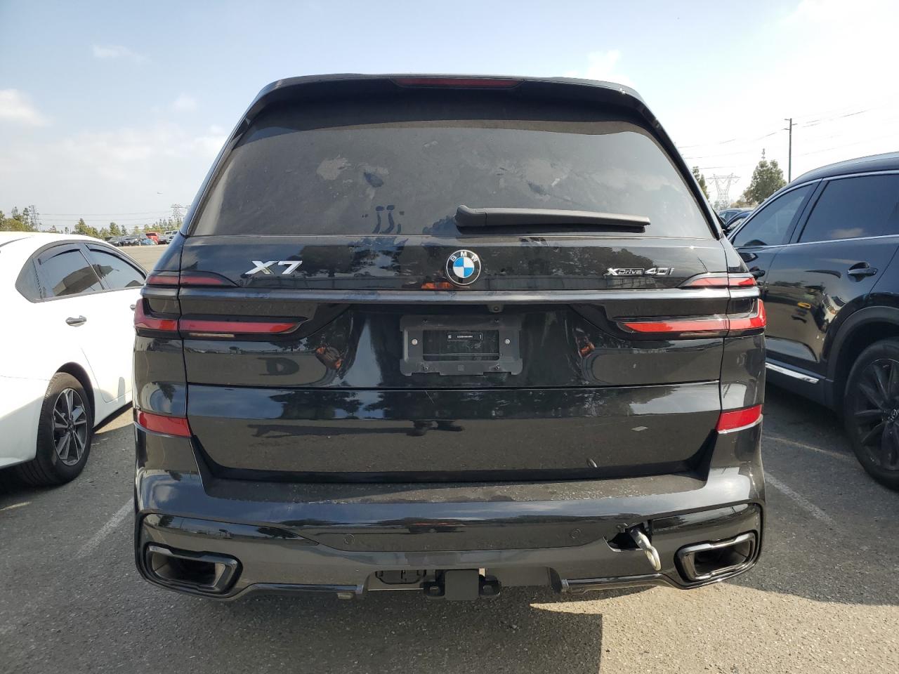 Photo 5 VIN: 5UX23EM04R9U88903 - BMW X7 