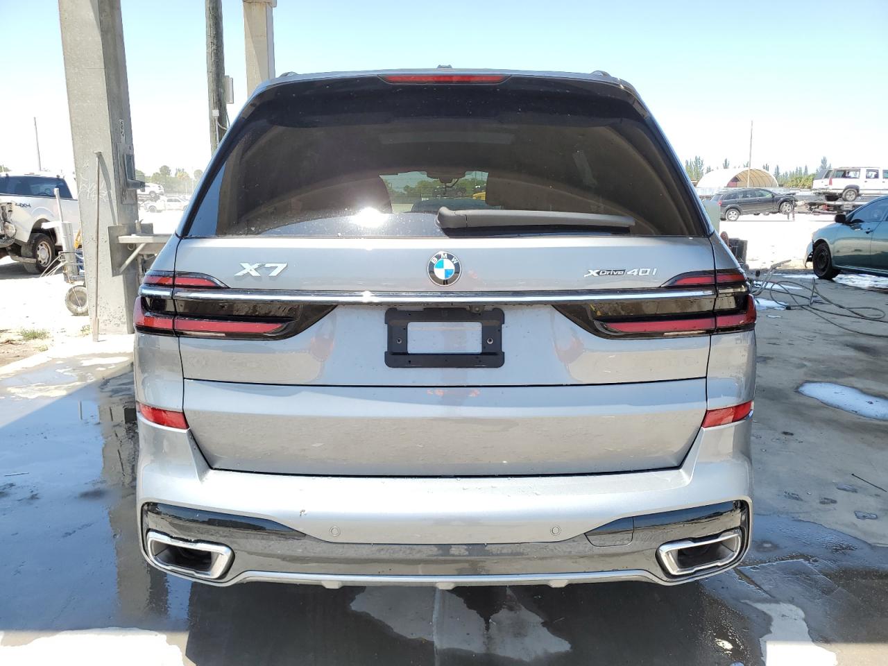 Photo 5 VIN: 5UX23EM05P9R00100 - BMW X7 