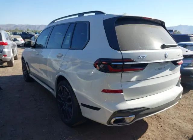 Photo 2 VIN: 5UX23EM05P9R85293 - BMW X7 