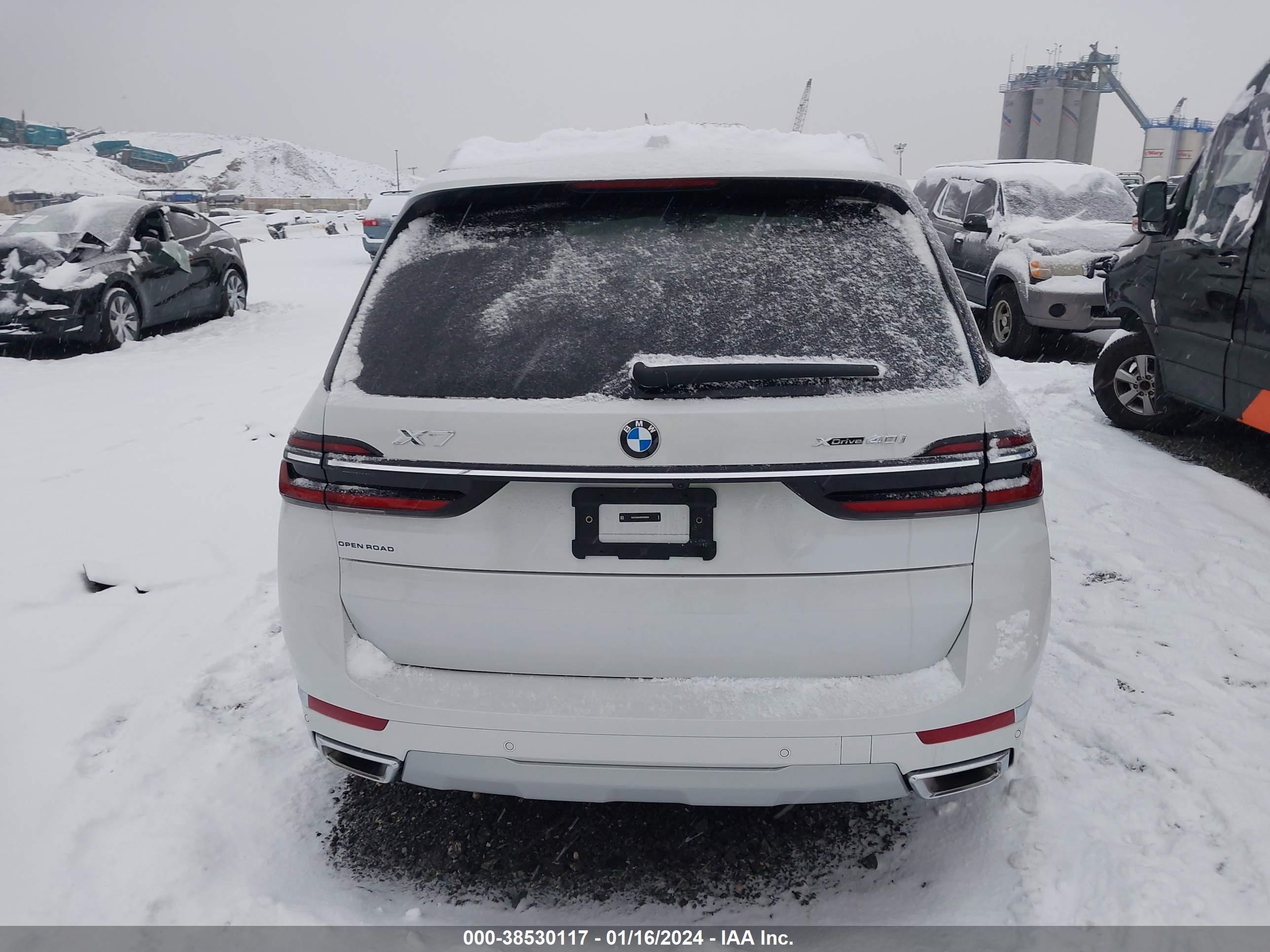 Photo 14 VIN: 5UX23EM05R9T82900 - BMW X7 