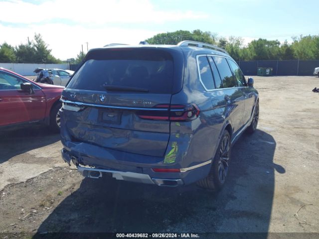 Photo 3 VIN: 5UX23EM06P9P07356 - BMW X7 