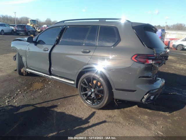 Photo 2 VIN: 5UX23EM07P9P28409 - BMW X7 