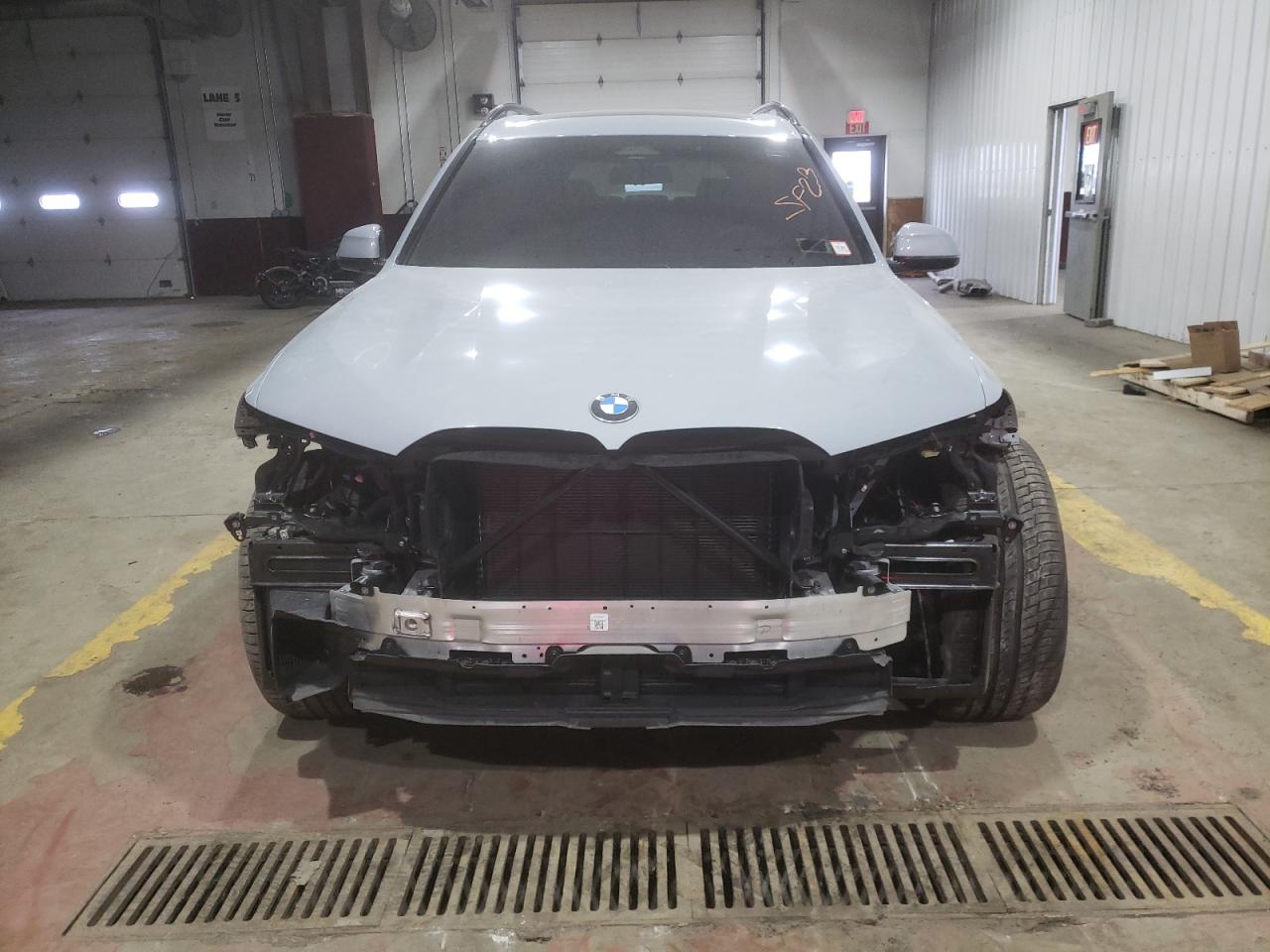 Photo 4 VIN: 5UX23EM07P9P57361 - BMW X7 