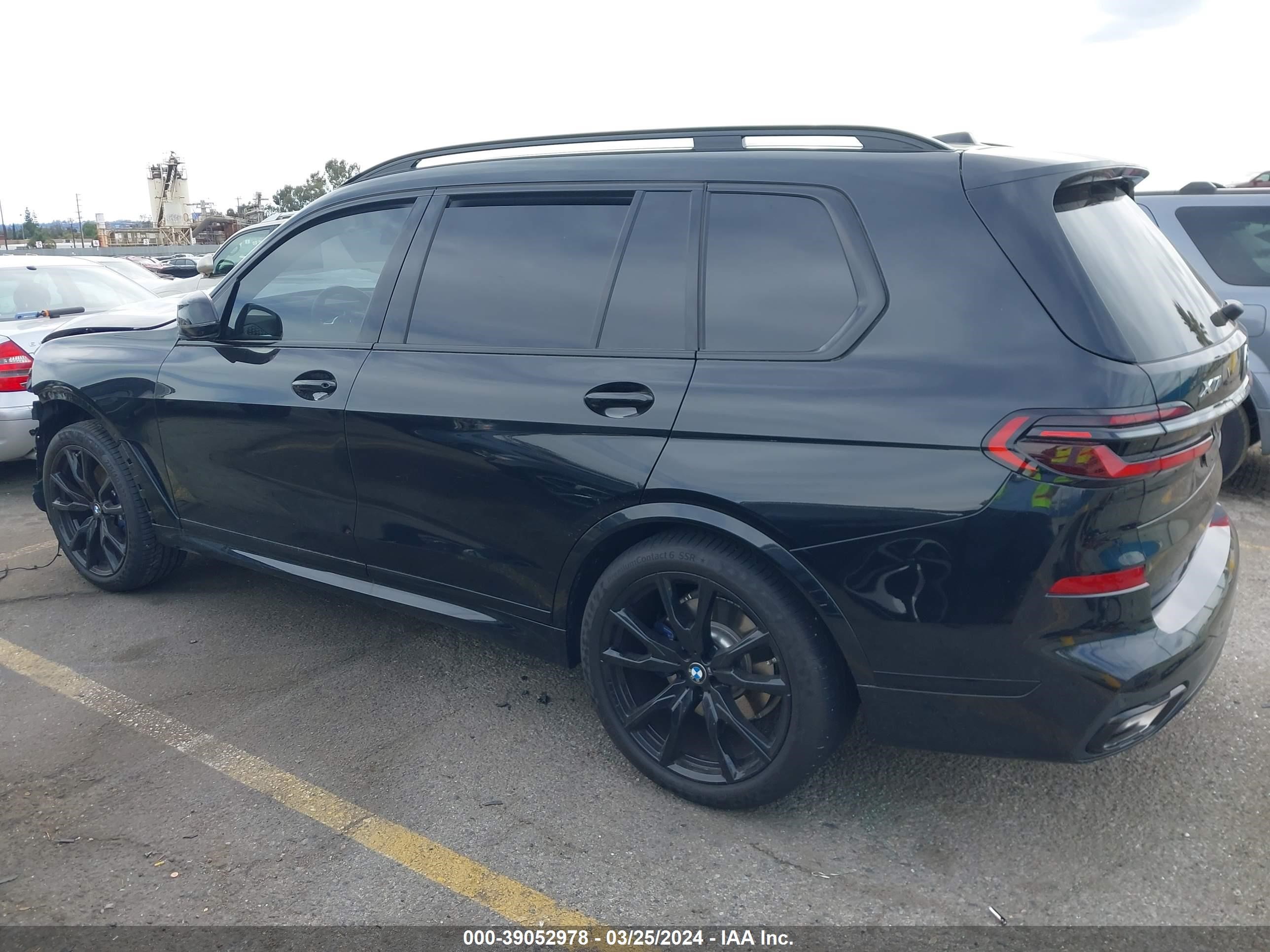 Photo 14 VIN: 5UX23EM07R9T80050 - BMW X7 