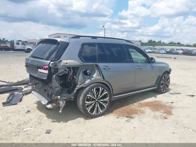 Photo 3 VIN: 5UX23EM07R9U81718 - BMW X7 