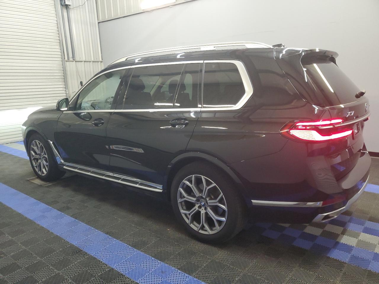 Photo 1 VIN: 5UX23EM07R9V10019 - BMW X7 