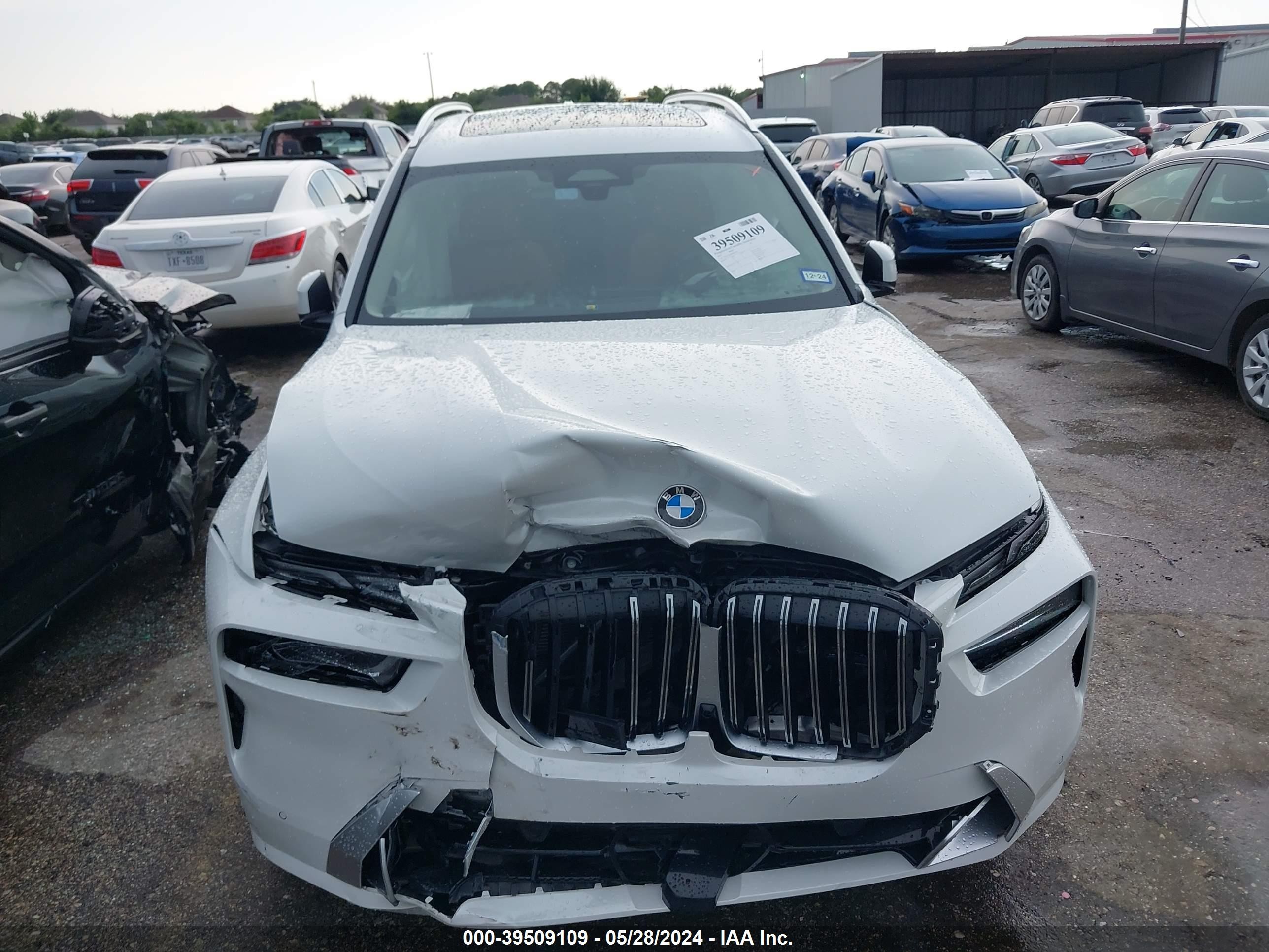 Photo 10 VIN: 5UX23EM08P9R02746 - BMW X7 