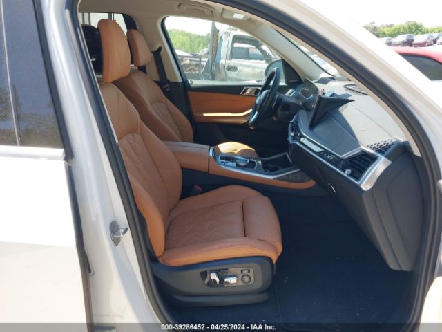 Photo 4 VIN: 5UX23EM09P9R03047 - BMW X7 