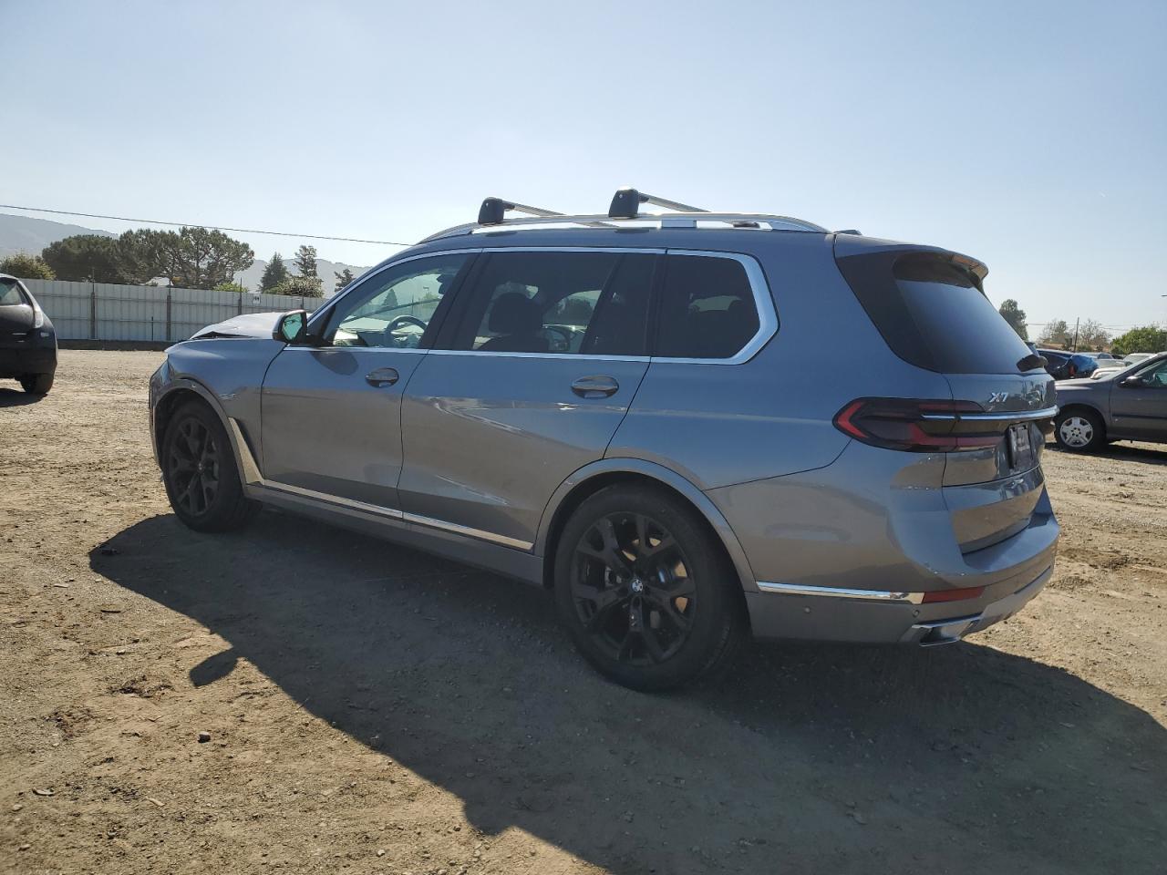 Photo 1 VIN: 5UX23EM0XR9V33164 - BMW X7 