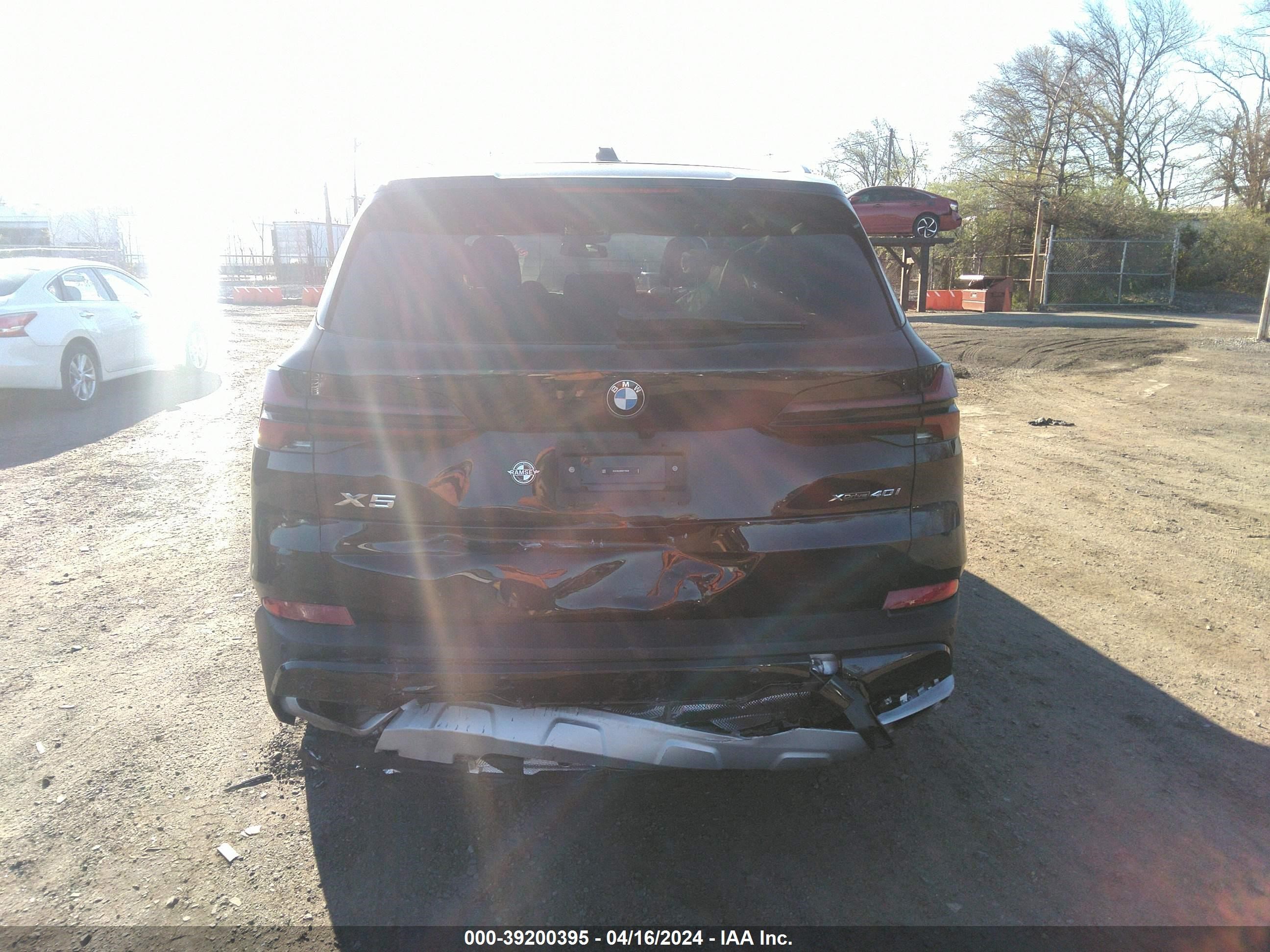 Photo 15 VIN: 5UX23EU09R9T78428 - BMW X5 